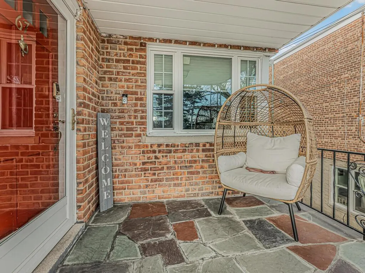 Westchester Real Estate | View 67 Shonnard Place | Listing