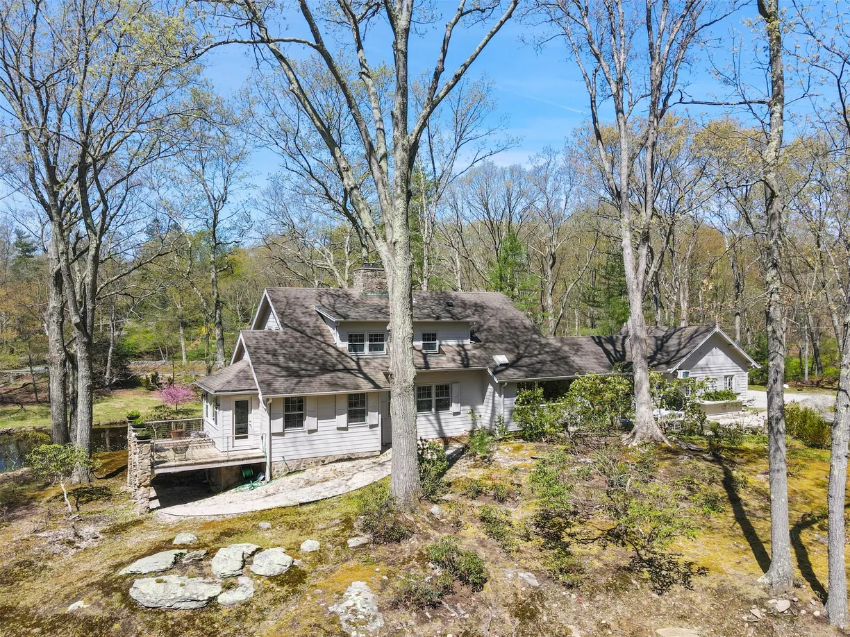 Westchester Real Estate | View 109 Old Church Lane | Listing