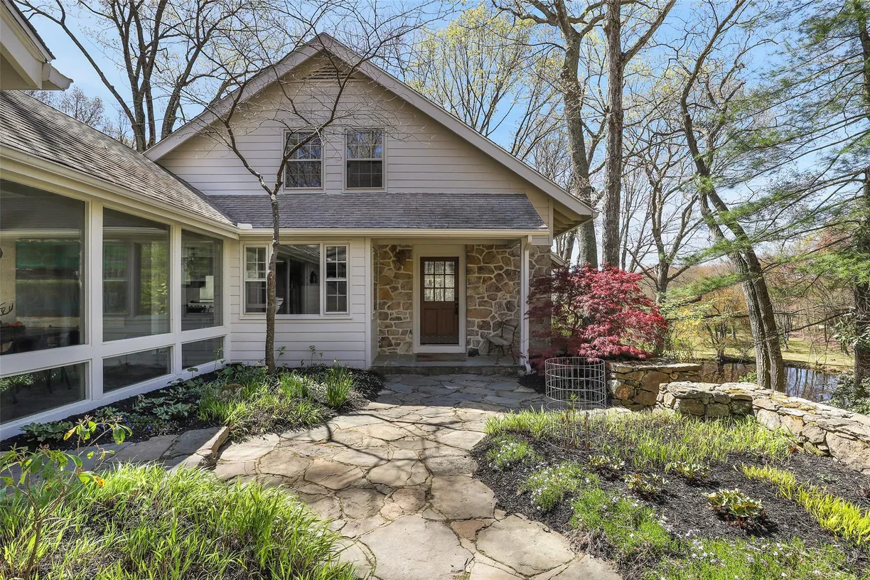 Westchester Real Estate | View 109 Old Church Lane | Listing