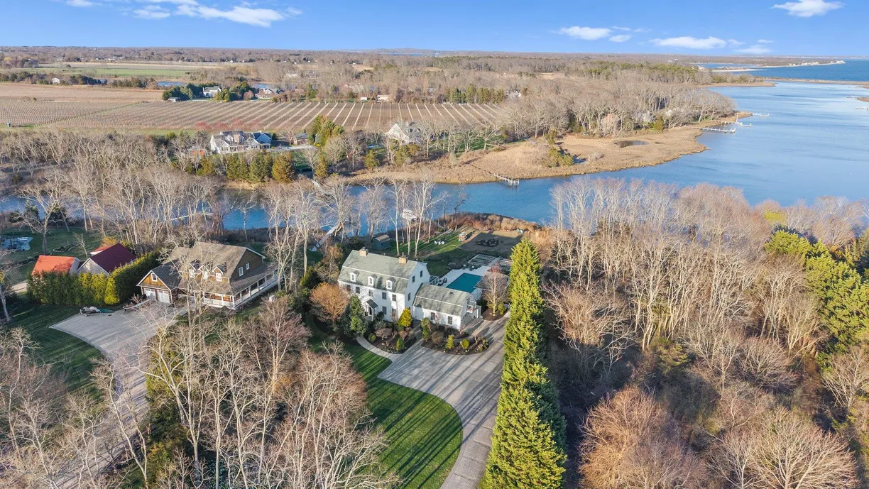 The Hamptons Real Estate | View 1775 Indian Neck Lane | 6 Beds, 4 Baths