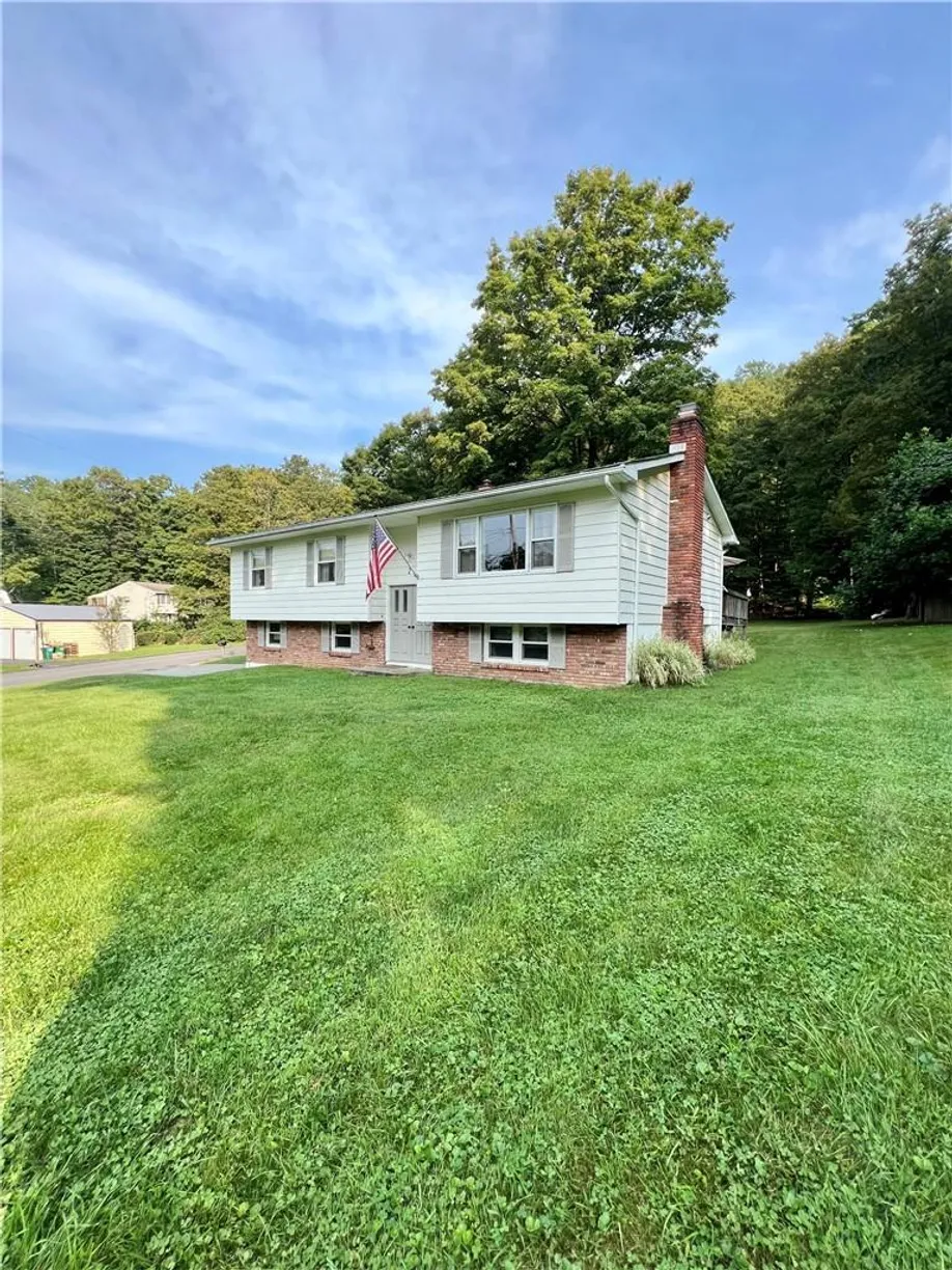 Hudson Valley Real Estate | View 2 Garden Place | Listing
