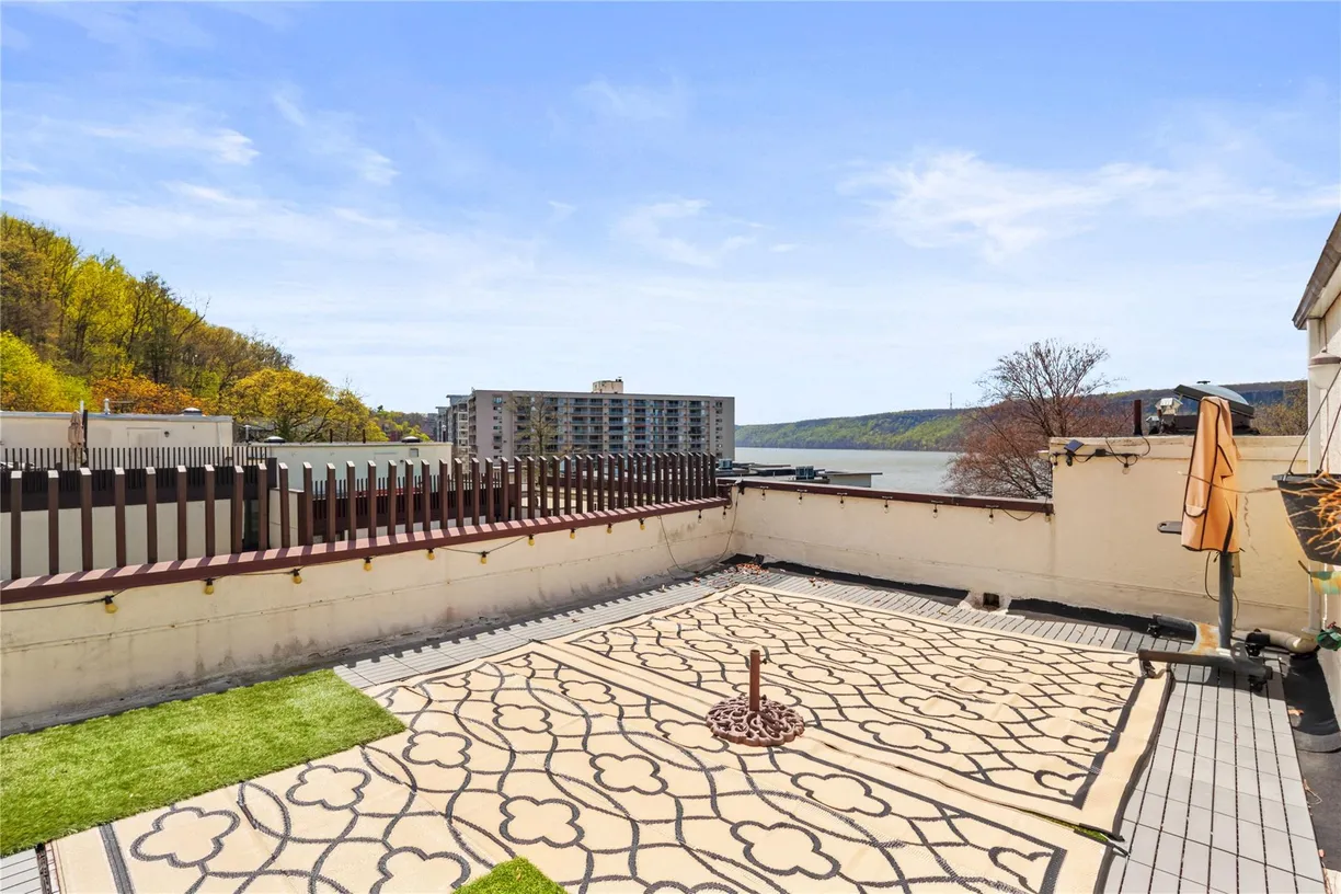 Westchester Real Estate | View 1200 Warburton Avenue, 8 | Listing