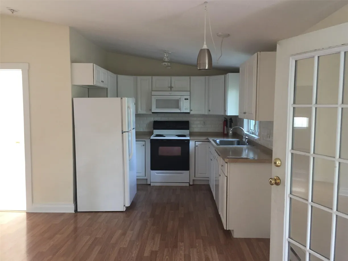 Hudson Valley Real Estate | View 62 east market street | Listing