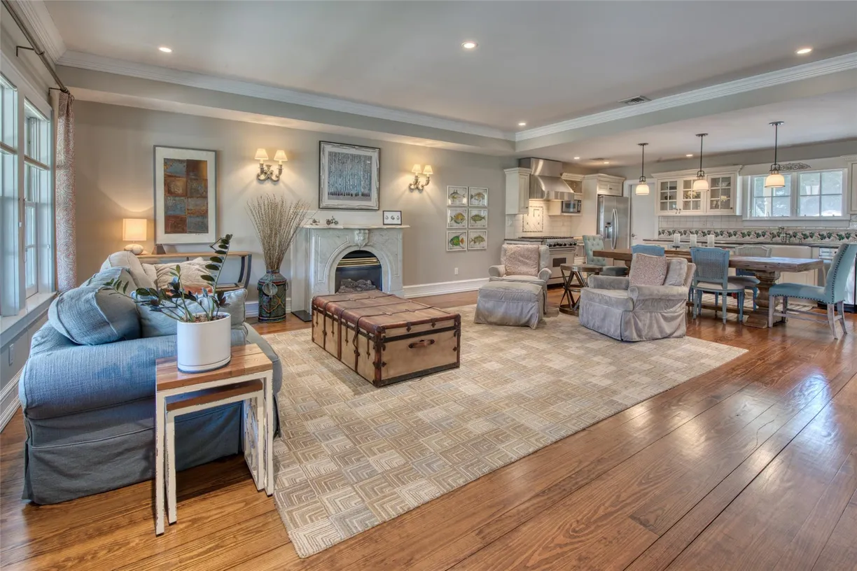 The Hamptons Real Estate | View 1740 Village Lane | Listing