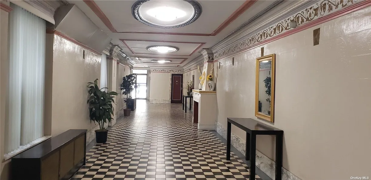New York City Real Estate | View 44-15 43 Avenue, 5N | Listing