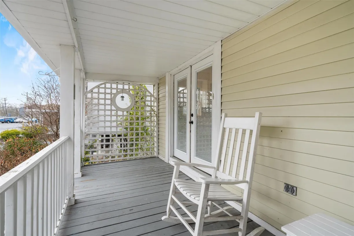 Rockland/Orange/NJ Real Estate | View 31 E Main Street, 1 | 2 Beds, 1 Bath