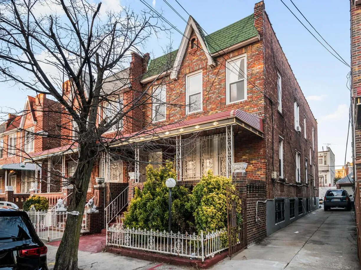 New York City Real Estate | View 663 E 94th Street | 7 Beds, 4 Baths