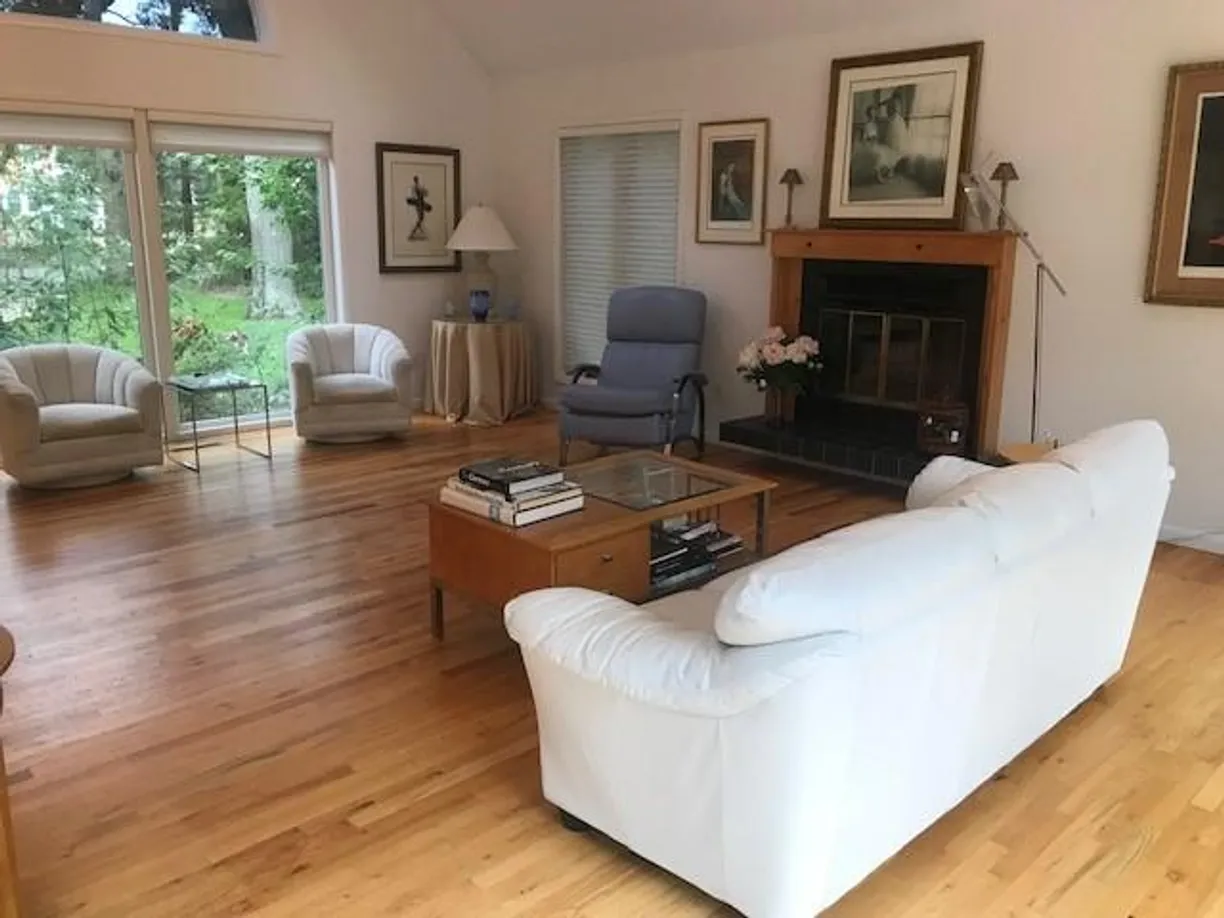 The Hamptons Real Estate | View 20 Basket Neck Lane | Listing