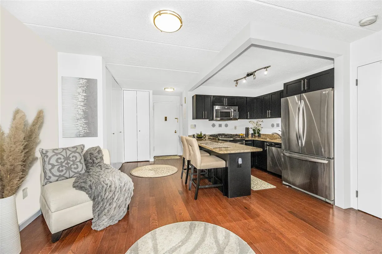 Westchester Real Estate | View 1155 Warburton Avenue, 11Y | Listing