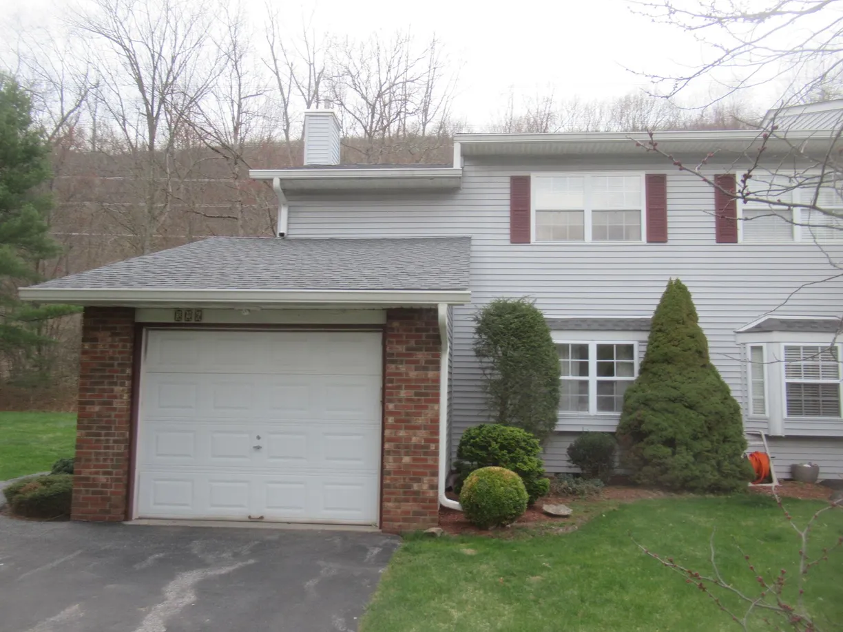 Rockland/Orange/NJ Real Estate | View 326 Heritage Lane | Listing