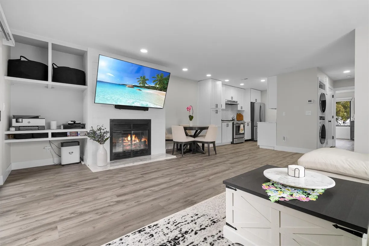 Westchester Real Estate | View 80 Lake Ridge Cove | 1 Bed, 1 Bath