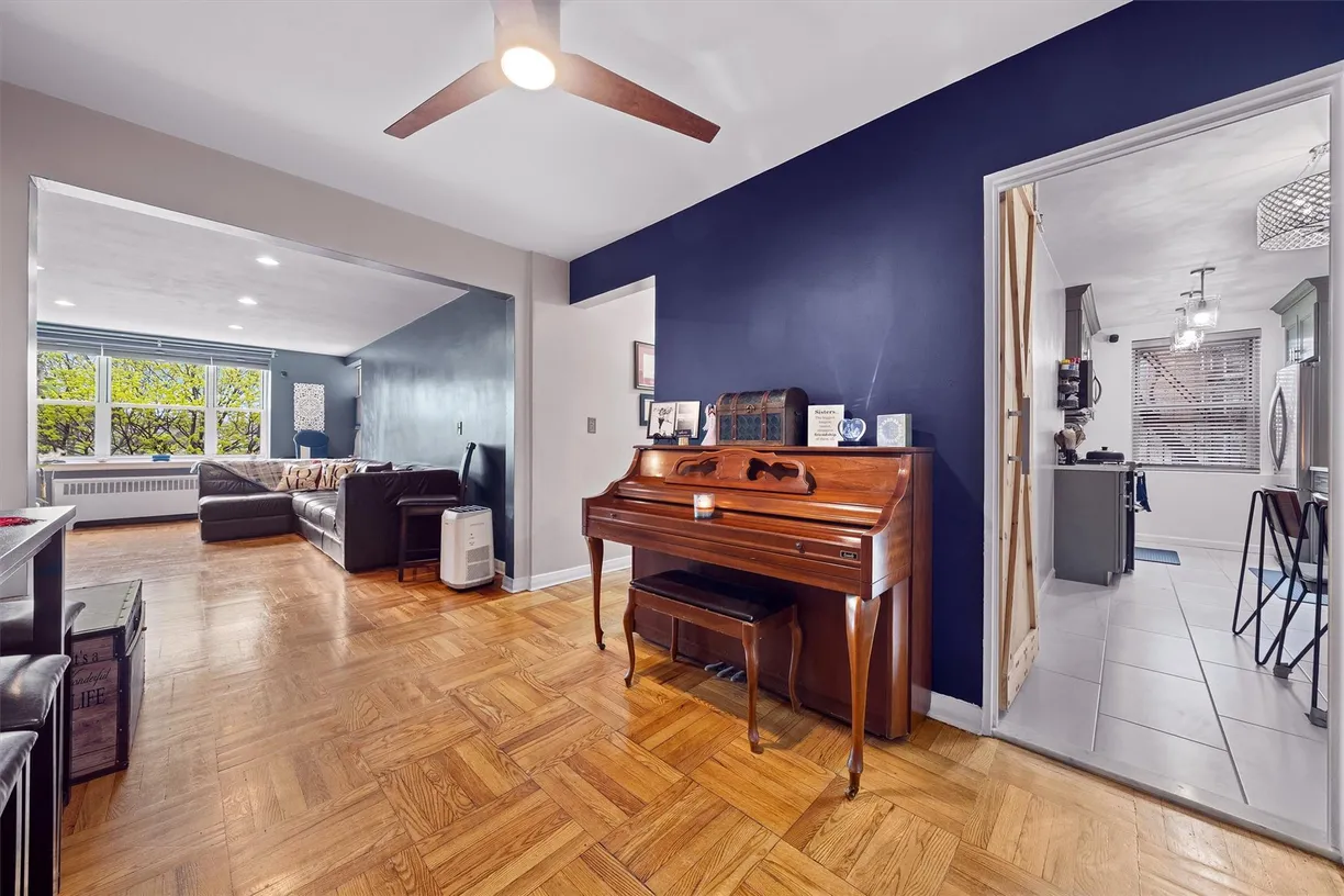 Westchester Real Estate | View 280 Collins Avenue, 4B | Listing