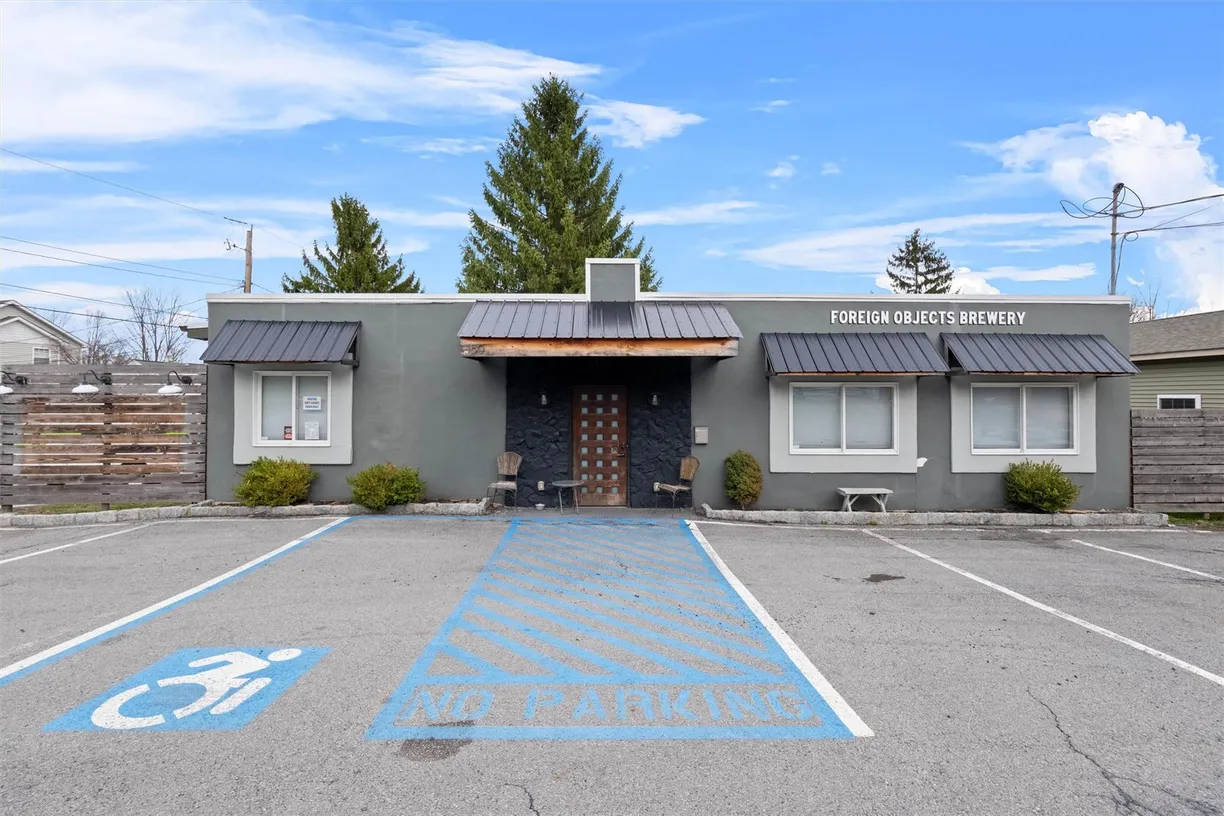 Rockland/Orange/NJ Real Estate | View 150 W Mombasha Road