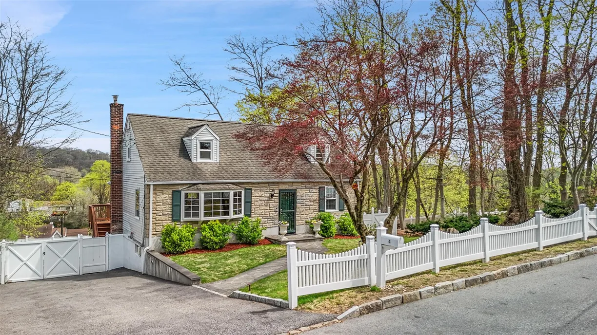 Westchester Real Estate | View 4 Perry Avenue | 4 Beds, 2 Baths
