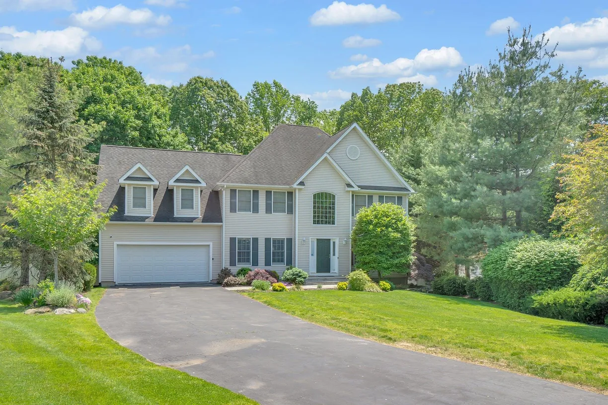 Westchester Real Estate | View 10 Applegate Way | 4 Beds, 2 Baths