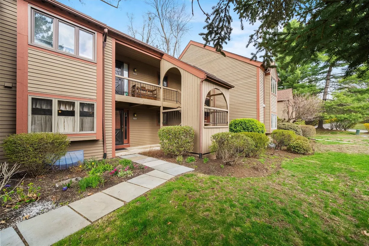 Westchester Real Estate | View 103 Eagle Bay Drive | Listing
