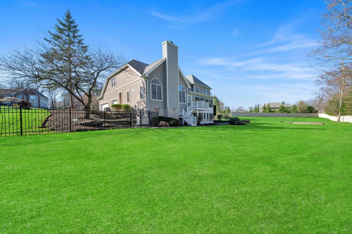 Rockland/Orange/NJ Real Estate | View 25 Charnwood Drive | Listing