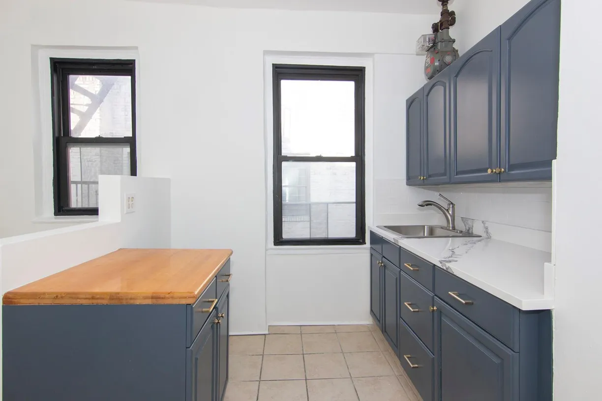 New York City Real Estate | View 21-58 35th Street, 5G | 2 Beds, 1 Bath