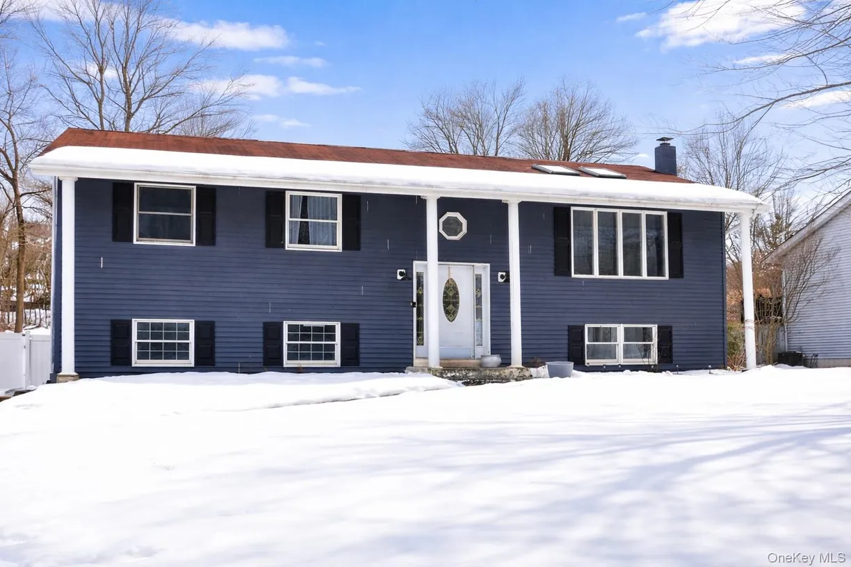 16 Lenny Court, Wappingers Falls, NY 12590 Property for sale