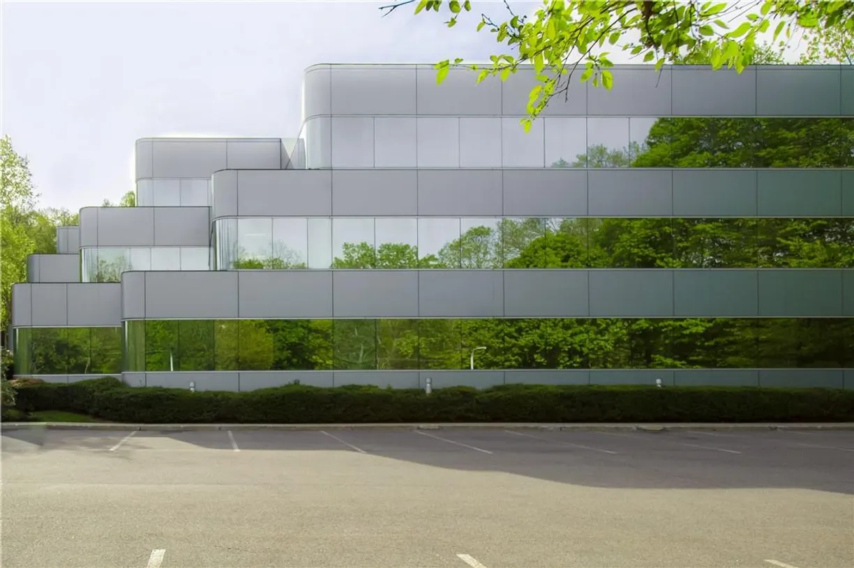 Westchester Real Estate | View 118 N Bedford Road, 100