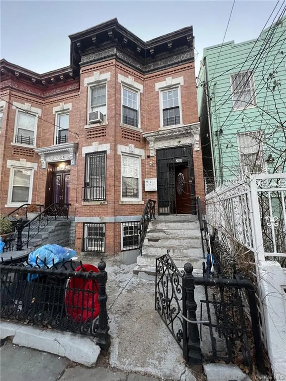 New York City Real Estate | View 288 Vermont Street | 8 Beds, 5 Baths | View 1