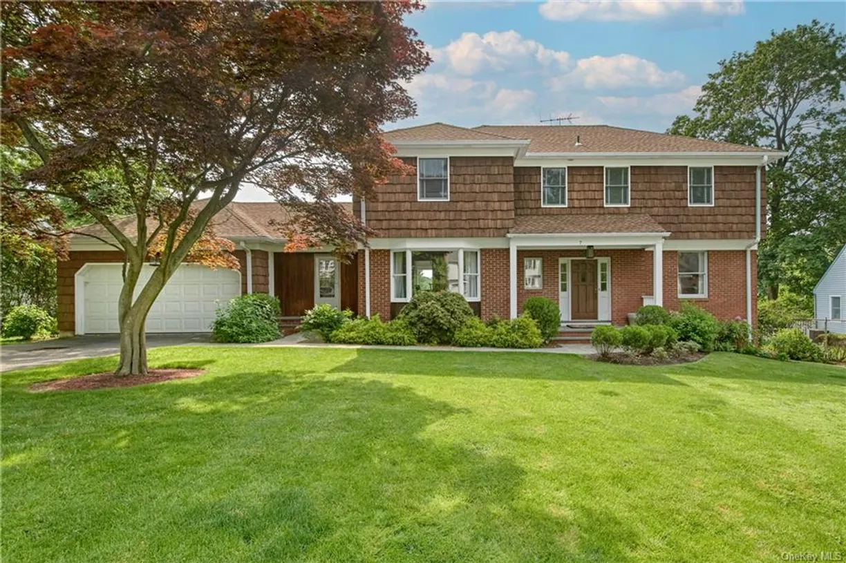 Westchester Real Estate | View 7 Eldredge Court | 4 Beds, 2 Baths