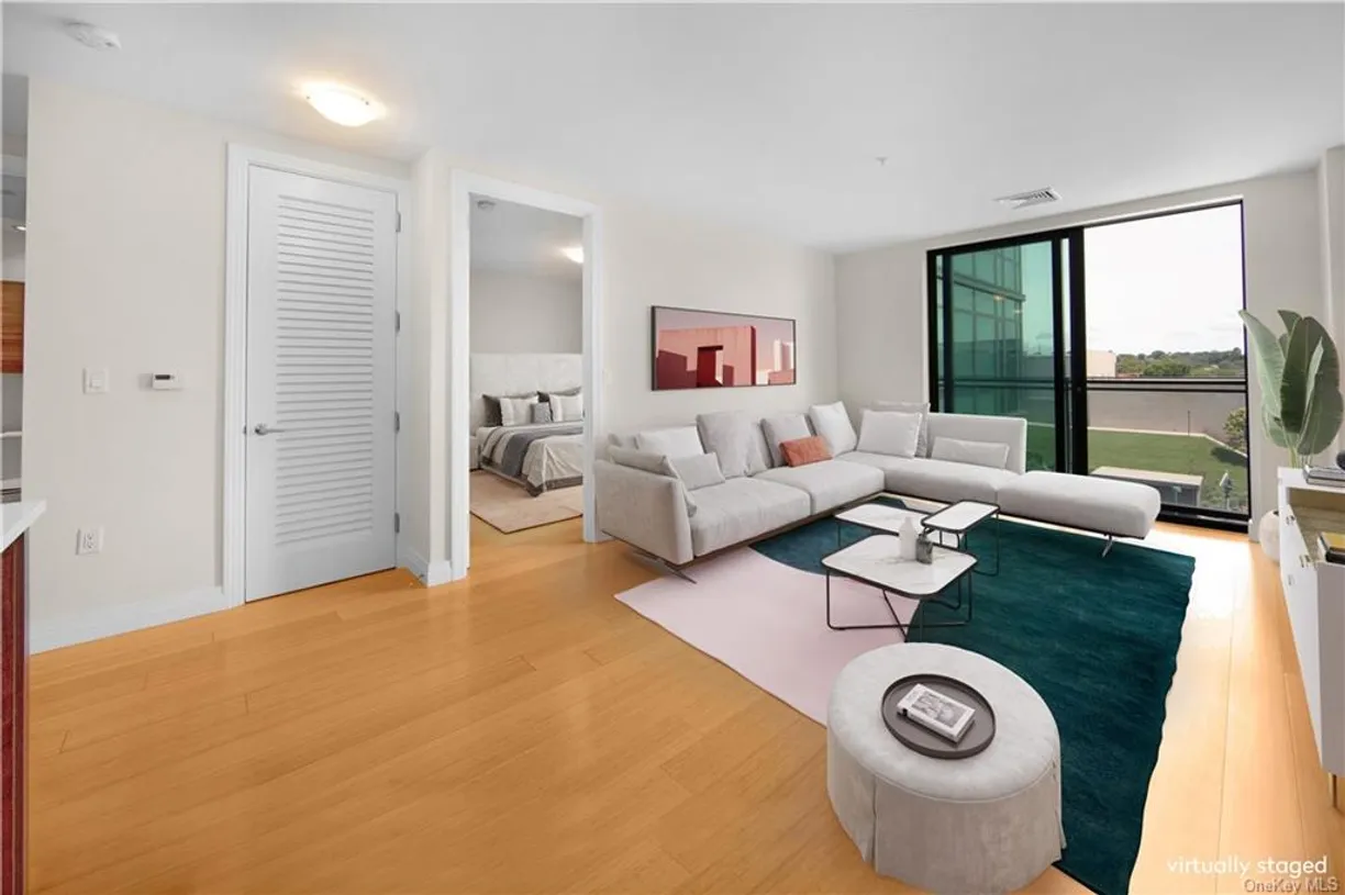 Westchester Real Estate | View 701 Ridge Hill Boulevard, 10N | 1 Bed, 1 Bath