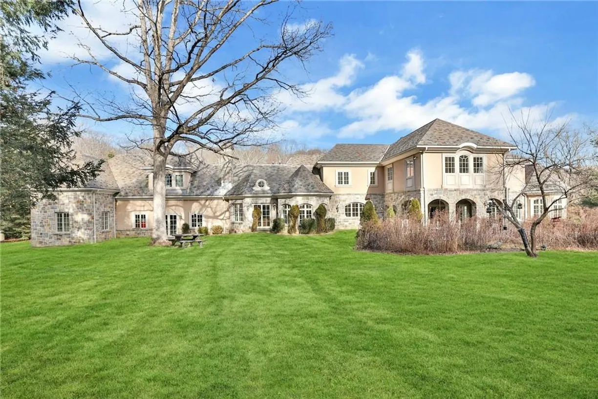 Westchester Real Estate | View 3 Tallwoods Road | Listing