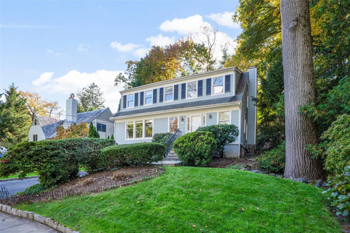 Westchester Real Estate | View 28 Pine Brook Drive | Listing