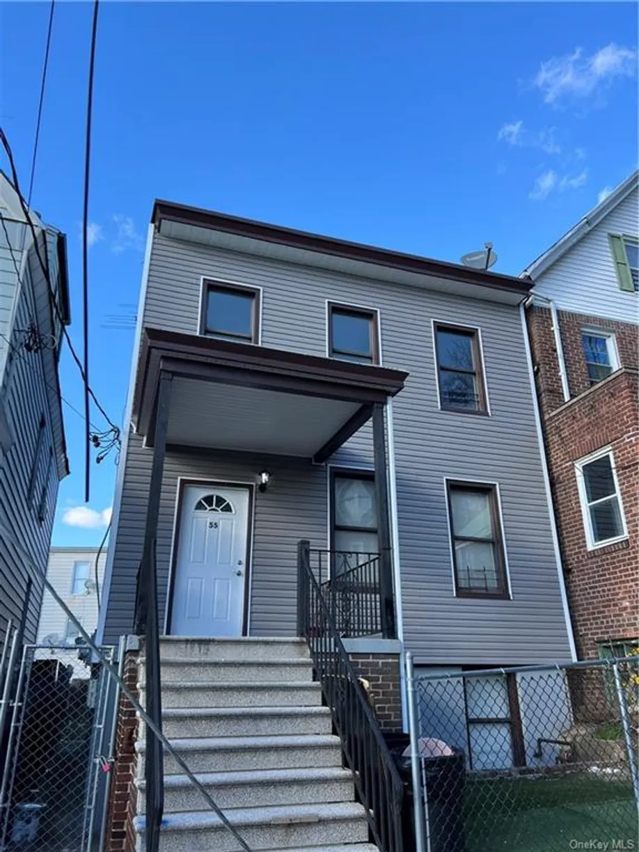 Westchester Real Estate | View 55 Poplar Street, 2 | 2 Beds, 1 Bath