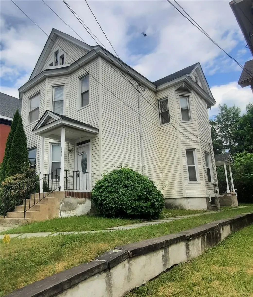 Rockland/Orange/NJ Real Estate | View 141 Pike Street