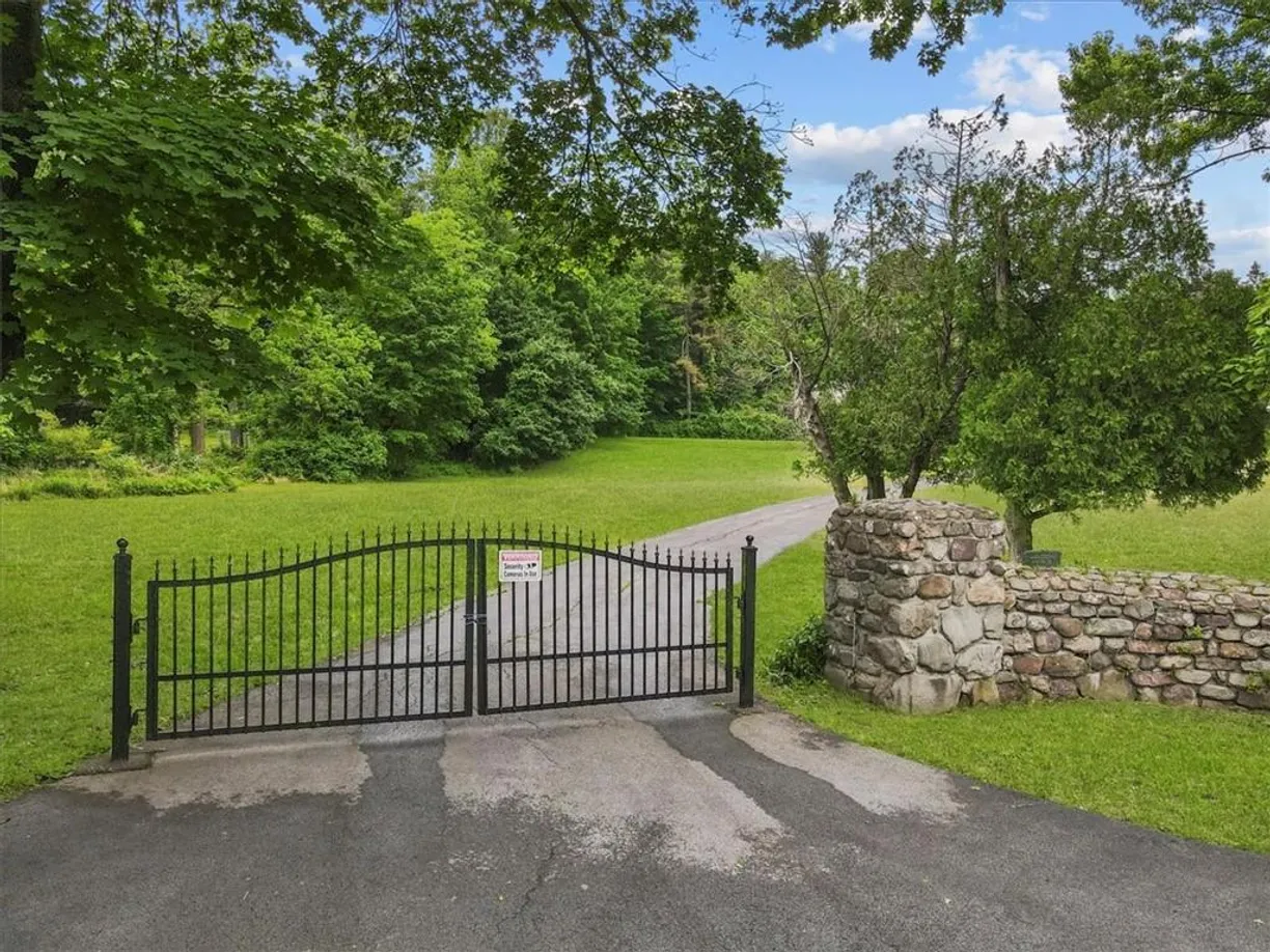 Rockland/Orange/NJ Real Estate | View  | Listing