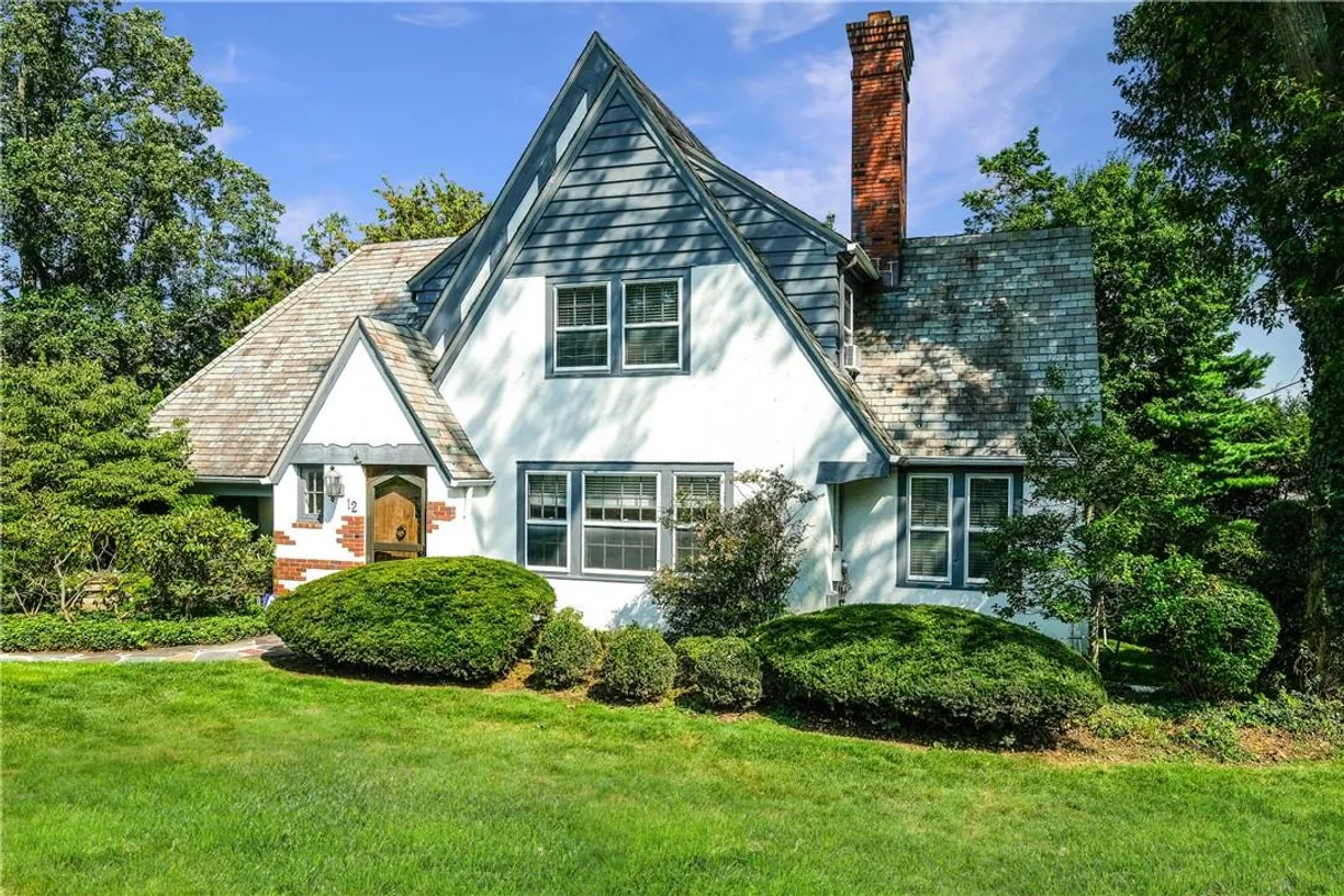 Westchester Real Estate | View 12 Idlewood Road | 5 Beds, 3 Baths