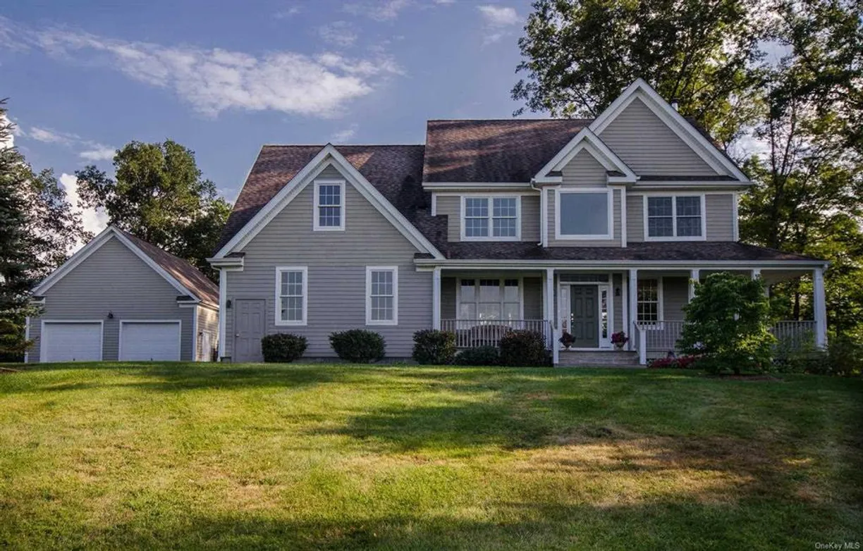 Hudson Valley Real Estate | View 231 Lake | 3 Beds, 4 Baths