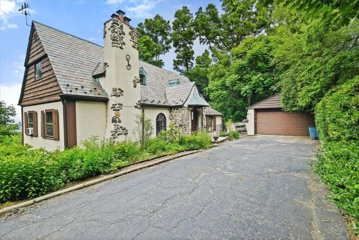 Westchester Real Estate | View 145 Cedar Lane | Listing