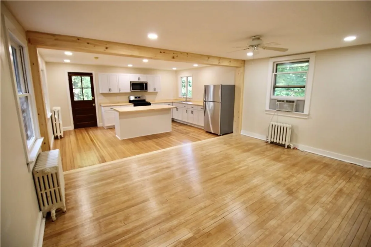 Rockland/Orange/NJ Real Estate | View 37 Augusta Place | 2 Beds, 1 Bath