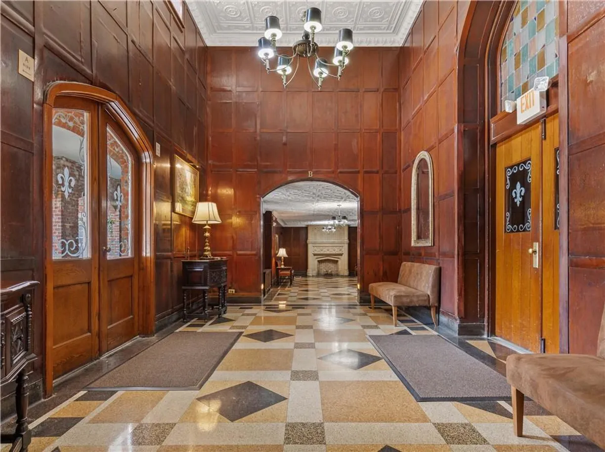 Westchester Real Estate | View 270 Bronxville Road, B43 | Listing