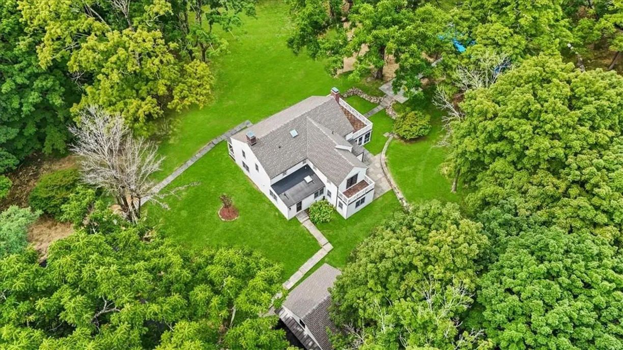 Westchester Real Estate | View 420 Nanny Hagen Road | Listing