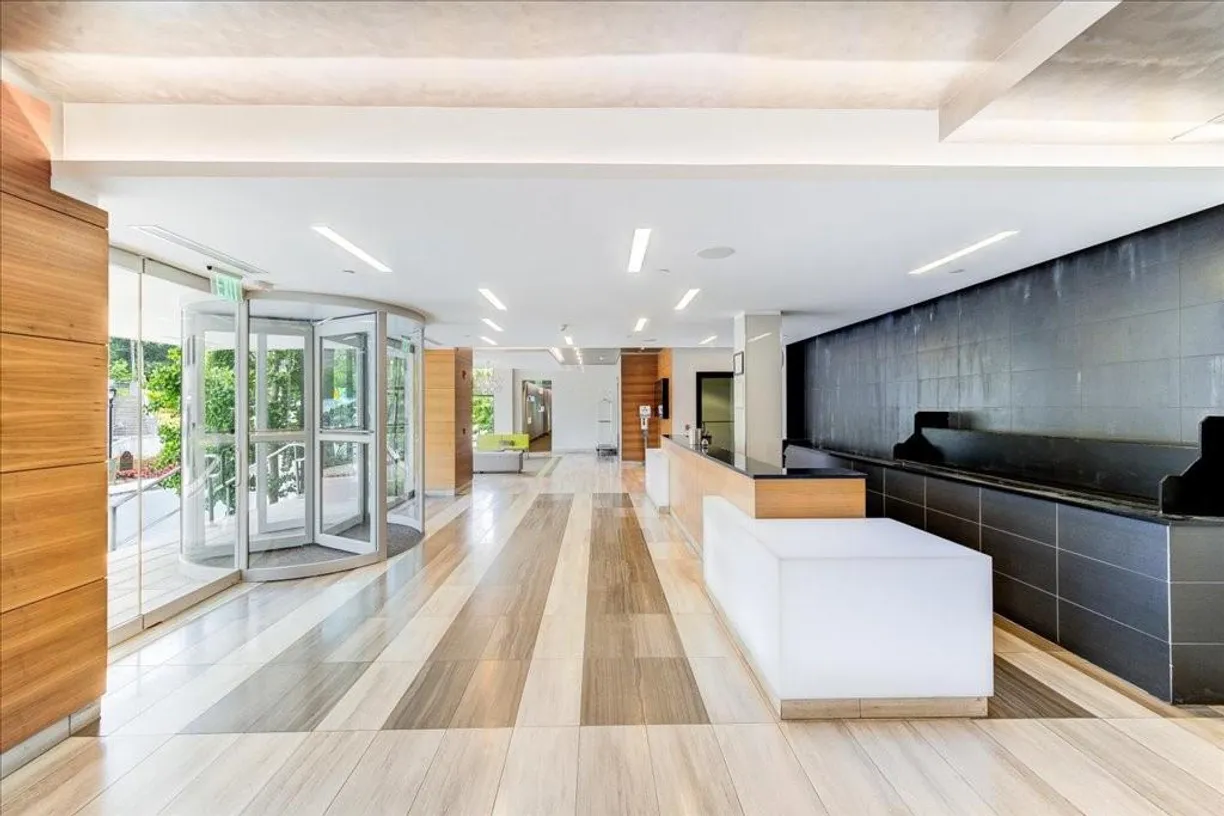 Westchester Real Estate | View 10 Dekalb Avenue, 514 | Listing