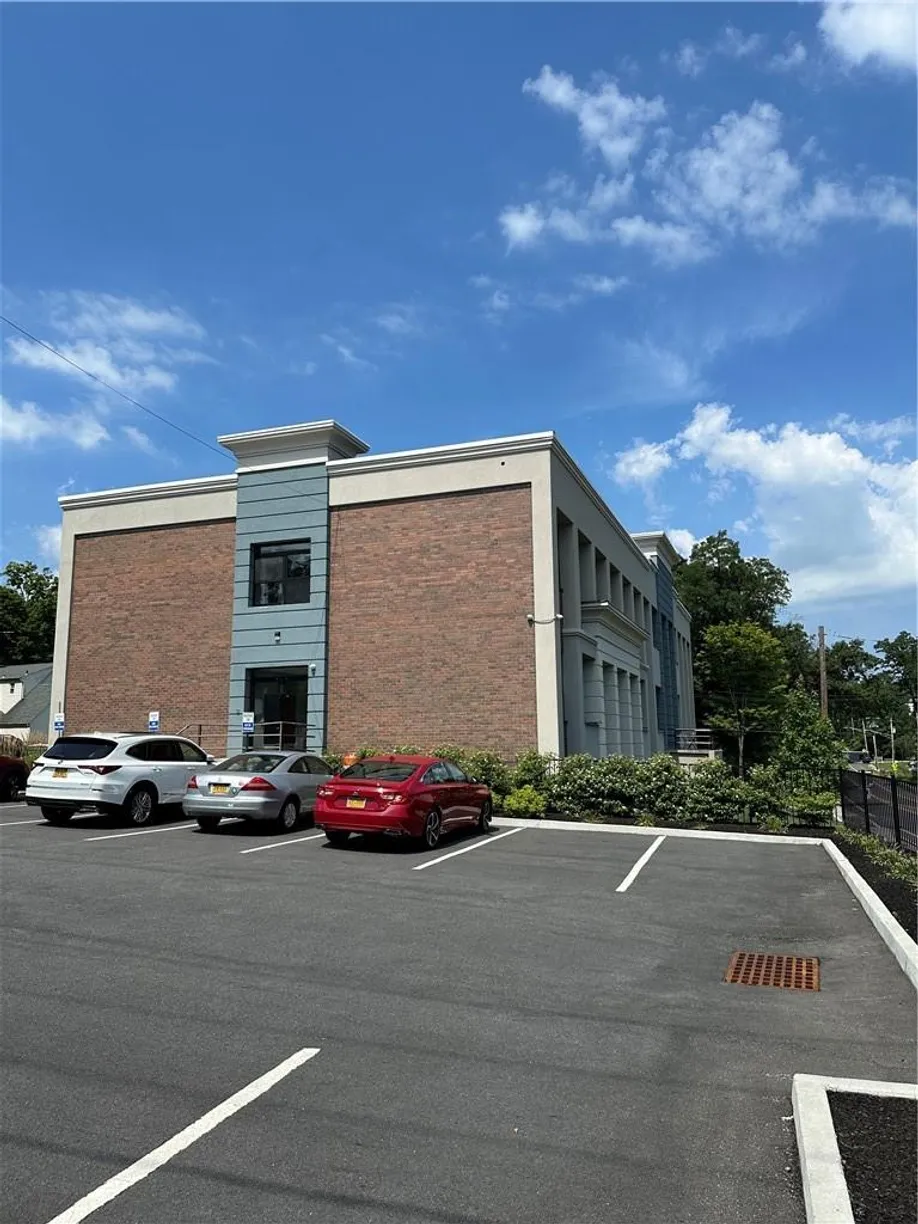 Rockland/Orange/NJ Real Estate | View 233 Lafayette Avenue, 201 | Listing