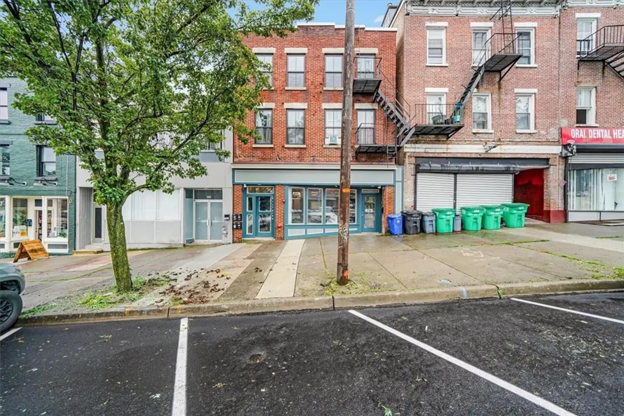 Rockland/Orange/NJ Real Estate | View  | Listing