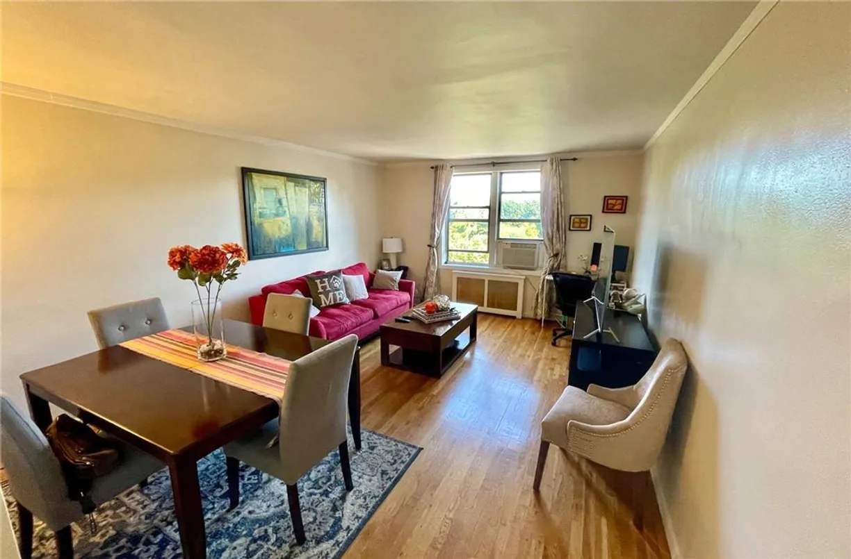 Westchester Real Estate | View 77 Bronx River Road, 5B | Listing