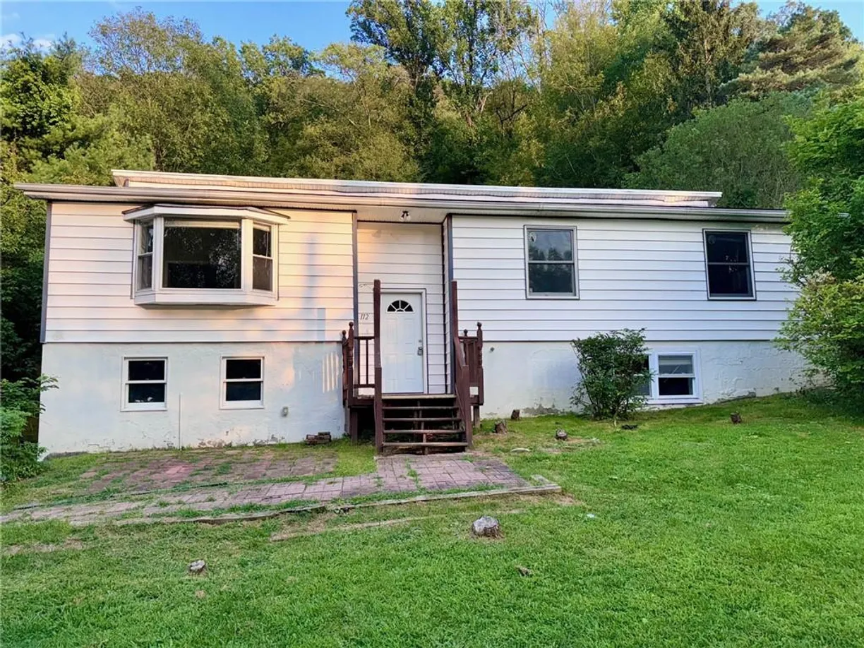 Hudson Valley Real Estate | View 112 Greenwood Drive | 3 Beds, 1 Bath