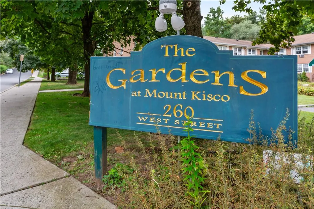 Westchester Real Estate | View 260 West Street, 2B | 1 Bed, 1 Bath