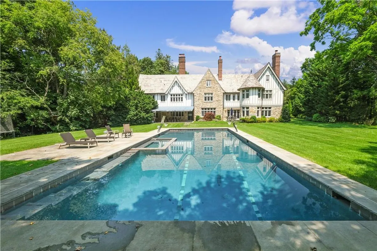 Westchester Real Estate | View 85 Birchall Drive | Listing