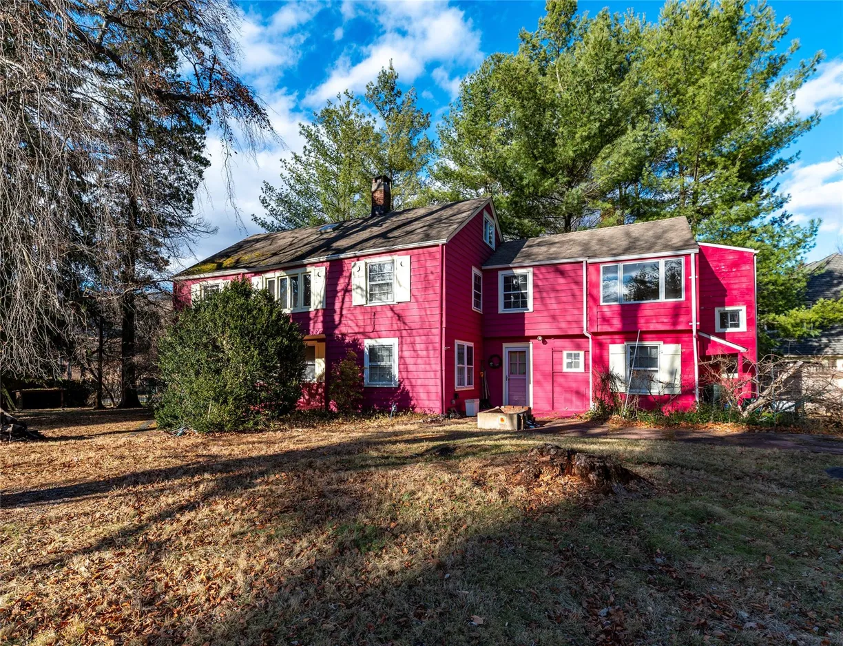 Rockland/Orange/NJ Real Estate | View 627 N Broadway | Listing