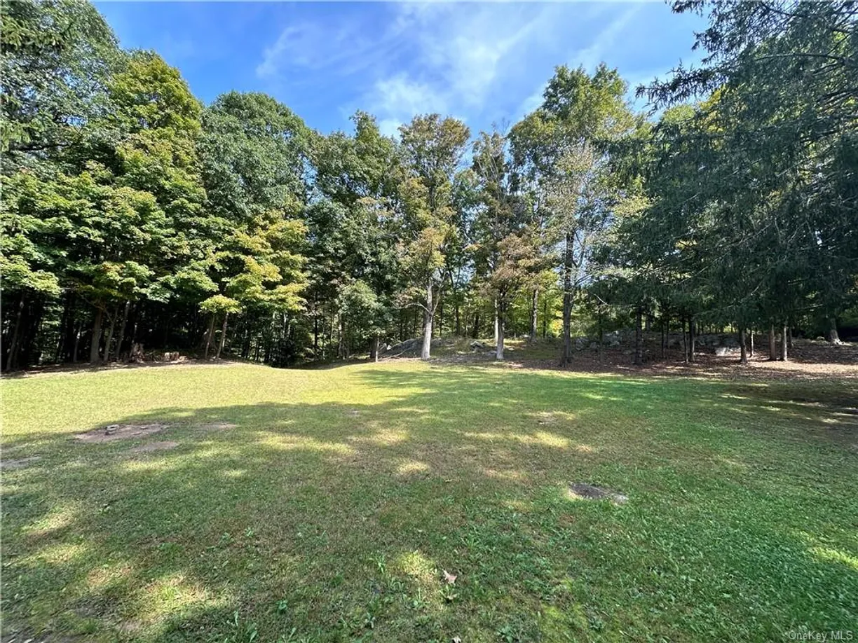 Westchester Real Estate | View 334 Bedford Banksville Road
