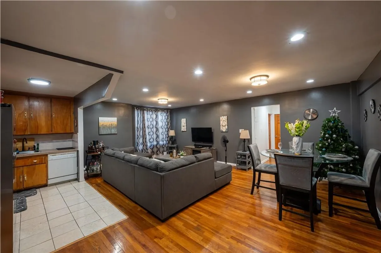 New York City Real Estate | View 1270 E 51 Street, 6A | 2 Beds, 1 Bath