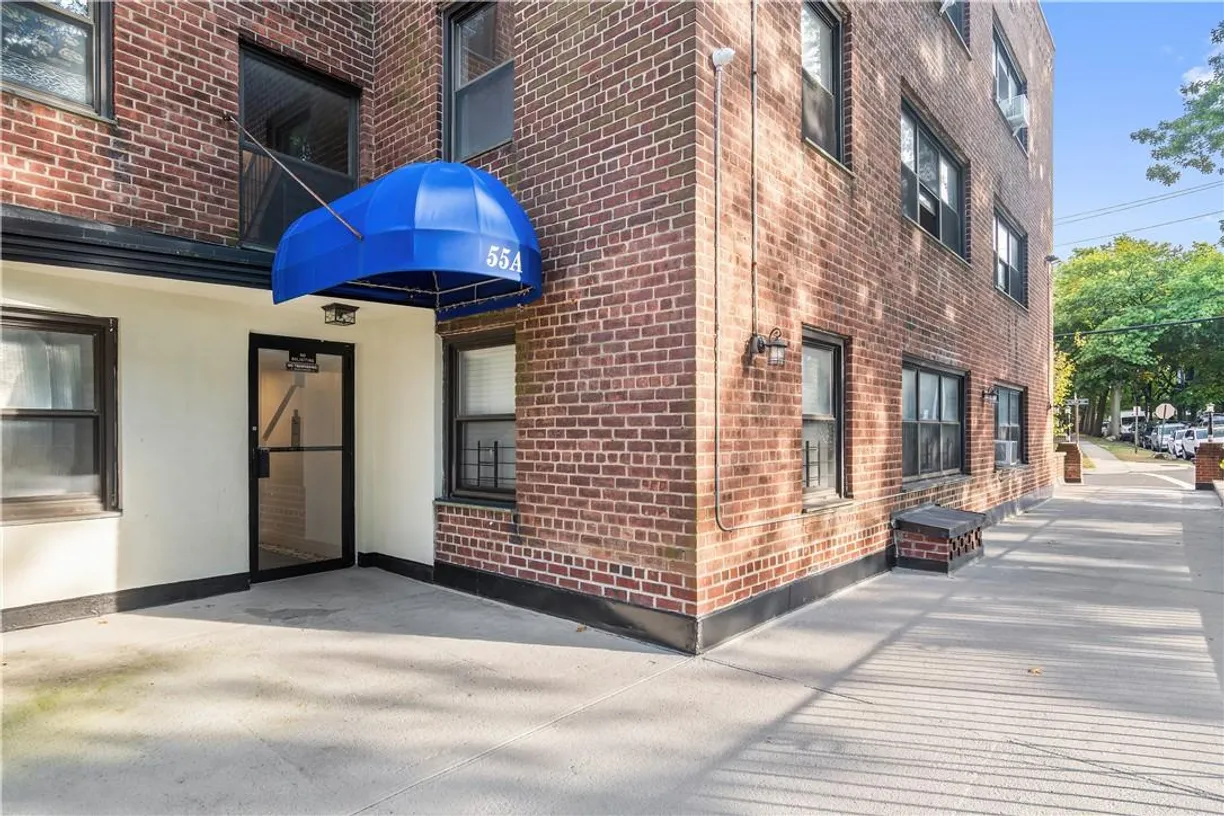 Westchester Real Estate | View 55A Ehrbar Avenue, 2G | 1 Bed, 1 Bath