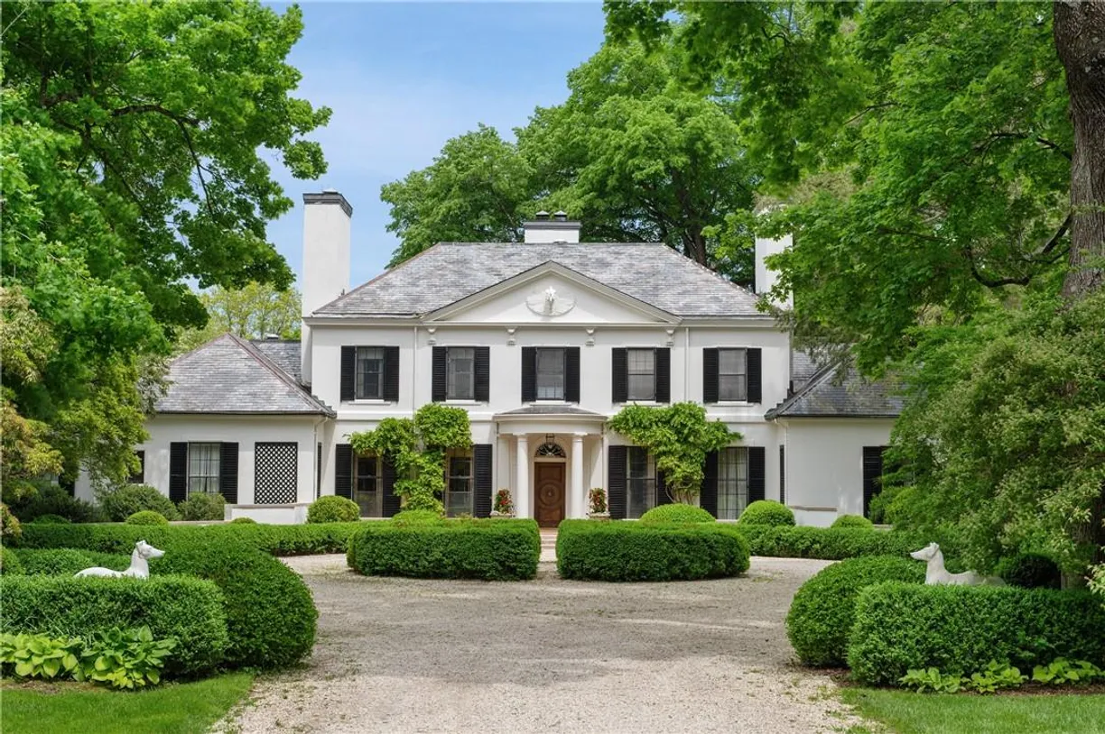 Westchester Real Estate | View 504-524 Guard Hill Road | 6 Beds, 5 Baths
